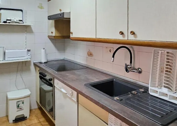 2 Bedroom Beautiful In كاليبي